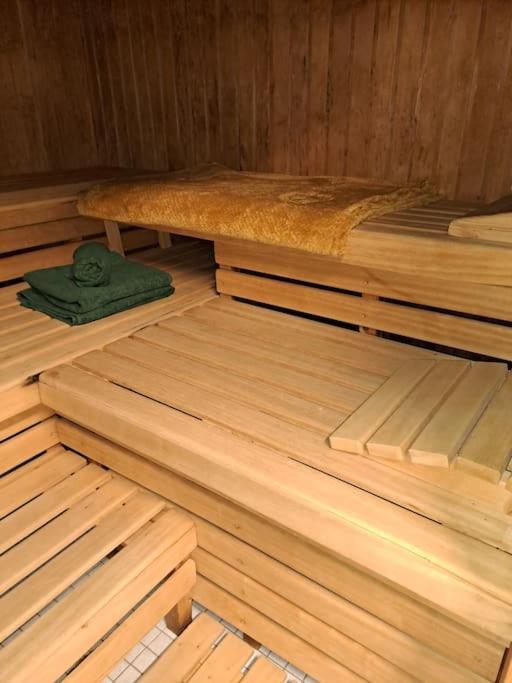 Schwarzwald-Traum Mit Pool Und Sauna Unterkirnach 外观 照片